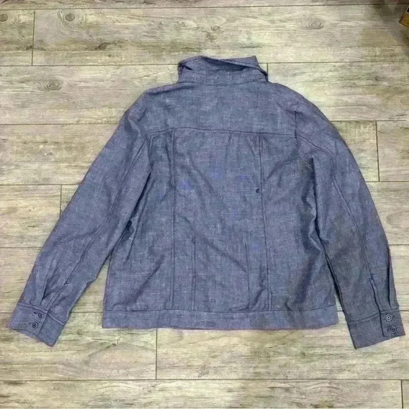 Amber sun collection button up size large - Picture 4 of 4